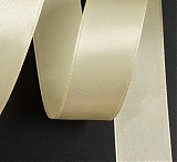 Лента атласная Кремовая  №053 2,5см 22м